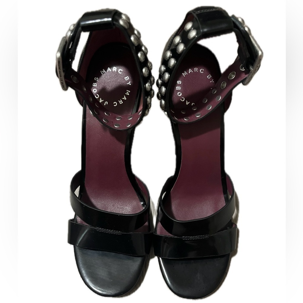 Marc Jacobs Jamie Stud Strap Black & Plum Half Moon Block Heeled Sandals, Size 8